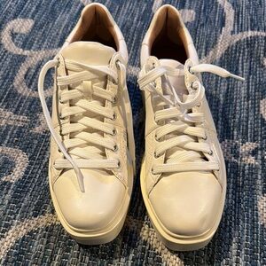 Woman’s White Sneakers